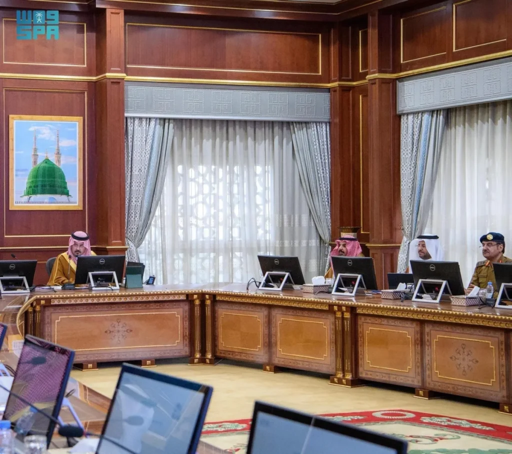Madinah meeting discusses delivering optimal services to Prophet’s Mosque visitors during Hajj season
