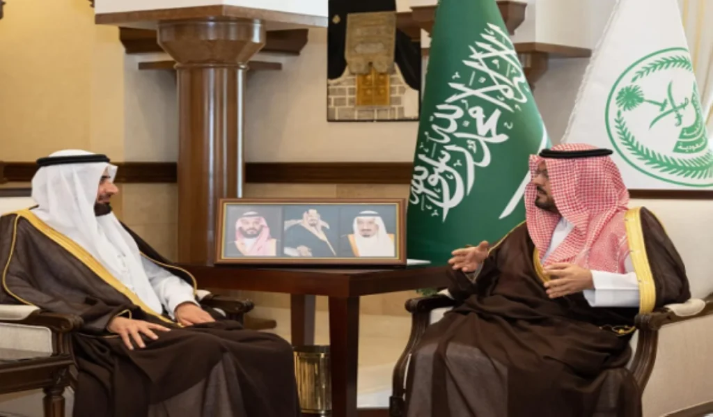 Minister Al-Rabiah briefs Makkah Deputy Emir on Hajj preparations