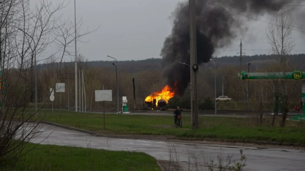 Russia, Ukraine accuse each other of civilian deaths in overnight strikes