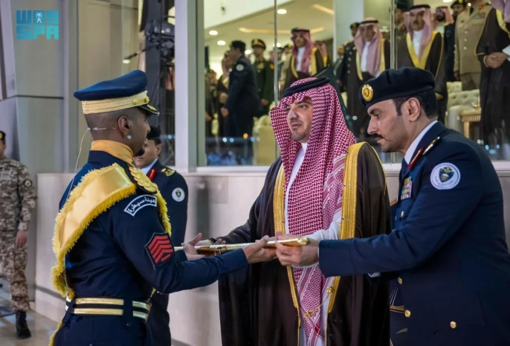 Interior minister graces graduation ceremony of King Fahd Security College