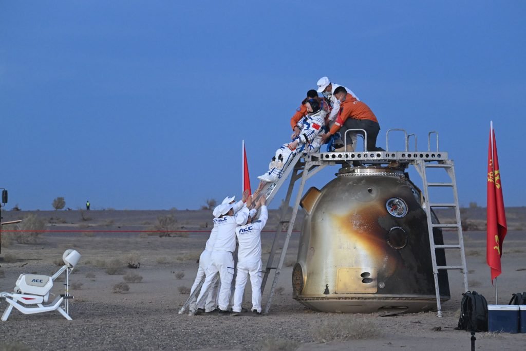 Shenzhou-22 return capsule touches down, astronauts all sound