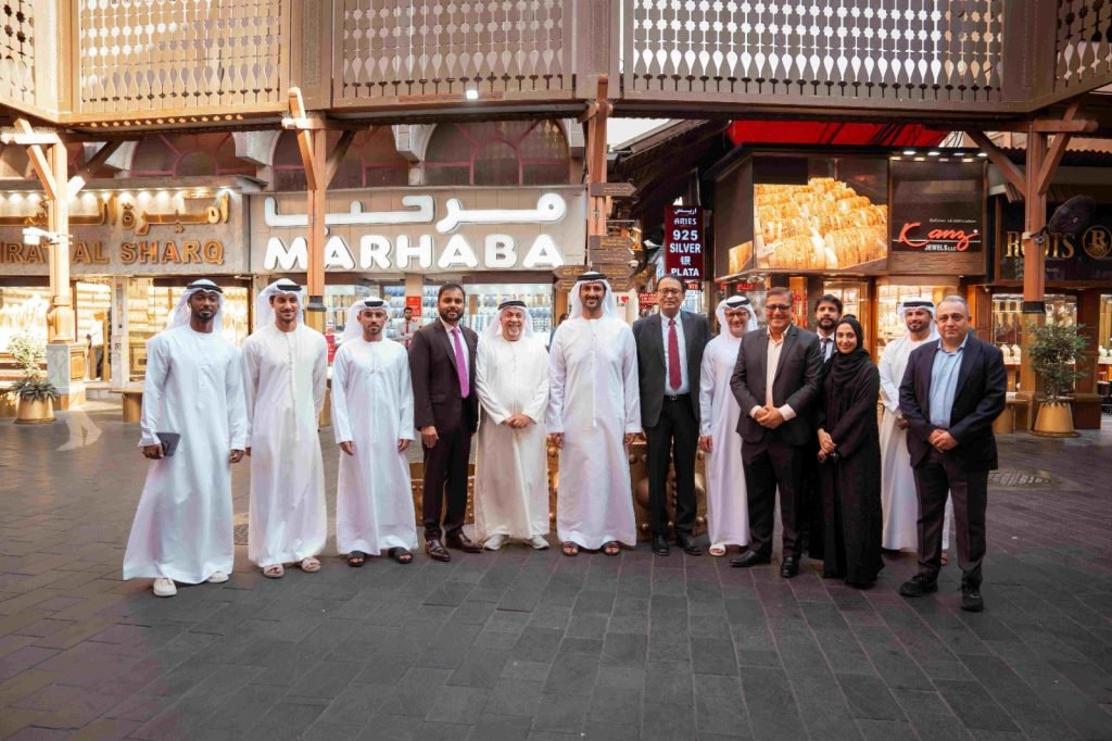 Minister of Economy & Tourism inspects Dubai Gold Souq to monitor compliance with national AML regulations