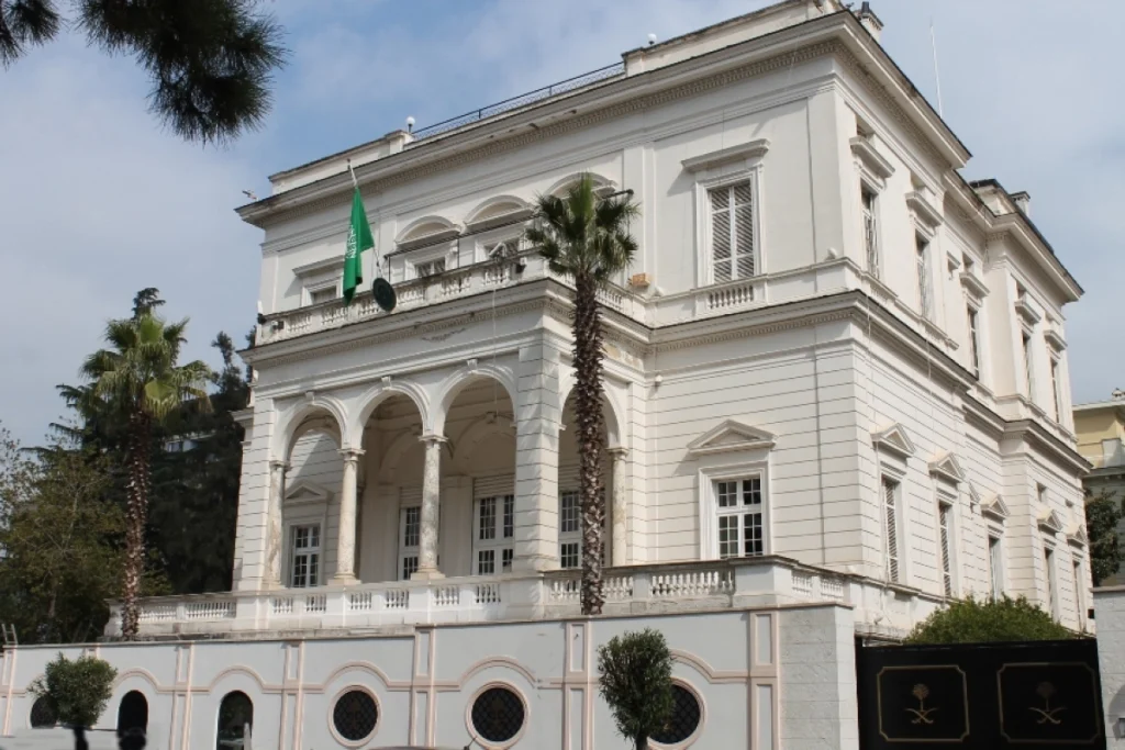 Saudi Embassy in Italy warns against online tourism scams