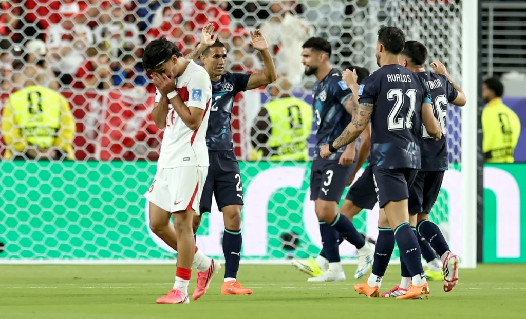 Early Galarza goal keeps Paraguay alive, eliminates Turkey