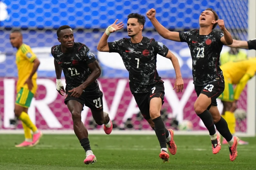Canada reaches first World Cup round of 16 with dramatic stoppage-time winner