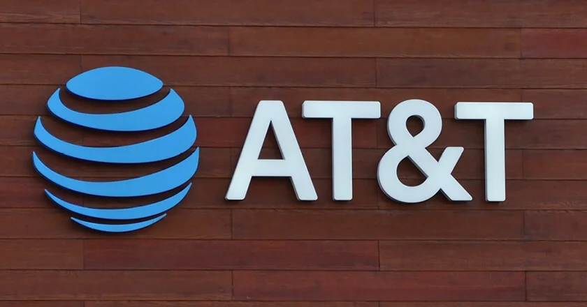 AT&T expands its 400G network