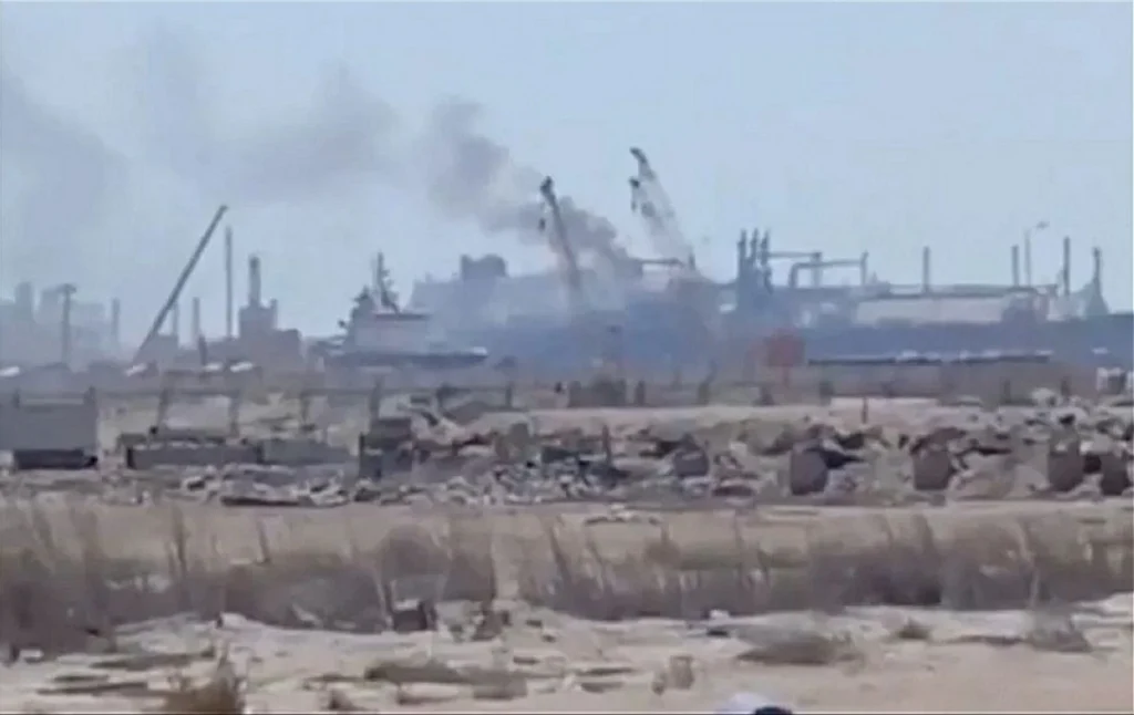 Egyptian port hit for first time as US-Iran conflict pulls in more countries