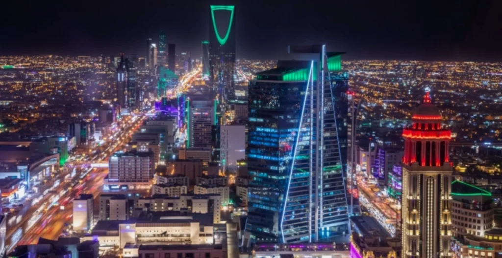 Saudi e-sales surge 9.8% in Q2 as retail trade jumps 13.4%