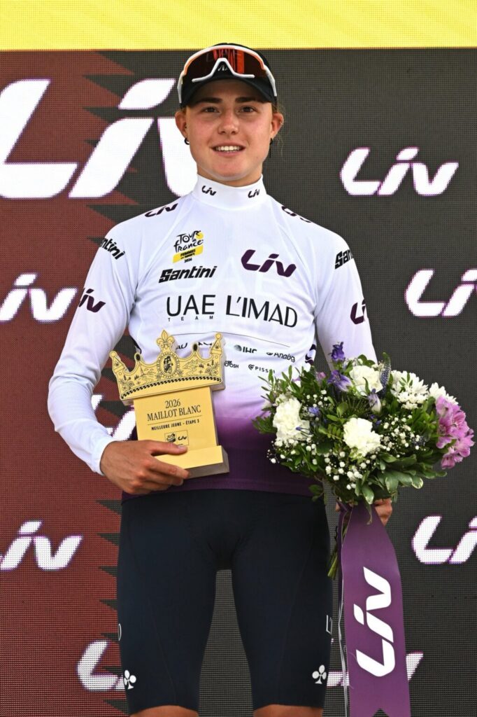 Paula Blasi remains Best Young Rider at Tour de France Femmes