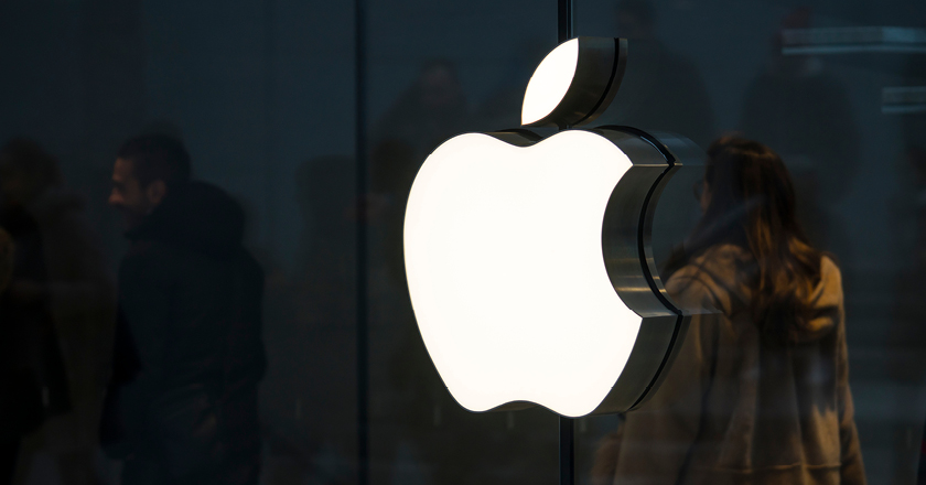 Apple implements touchscreen functionality to its laptops